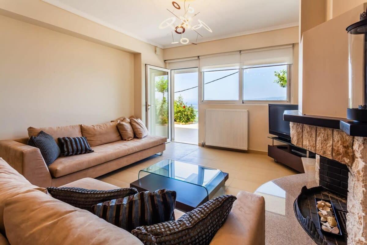 Aigli Fully Equipped Getaway - Seaview Lux Retreat Villa Kalamata Eksteriør billede