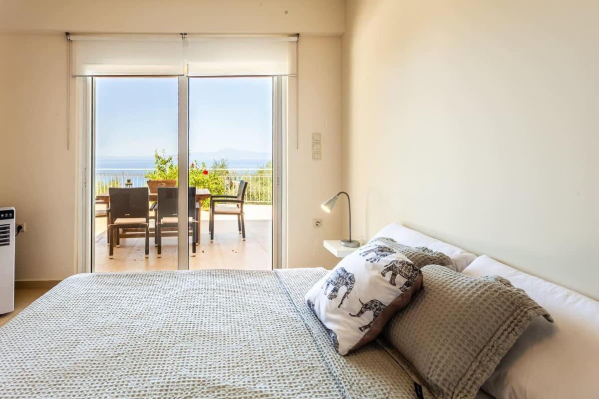 Aigli Fully Equipped Getaway - Seaview Lux Retreat Villa Kalamata Eksteriør billede